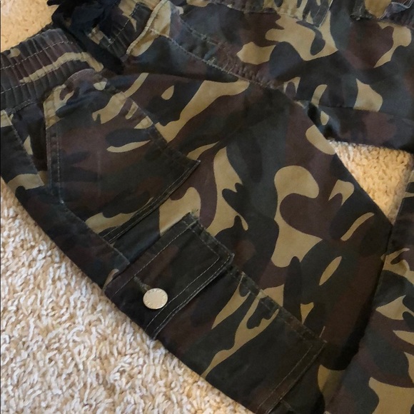 Pants - Picture 2 of 3